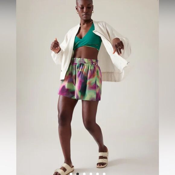 NWT New ATHLETA x ALICIA KEYS Enlighten Up Flutter Short  Rainbow Tie Dye S - Picture 2 of 6